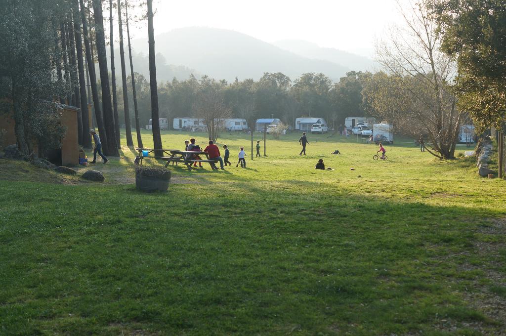 Camping 마카네트데카브레니스 외부 사진